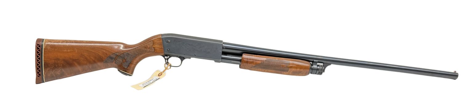 UG-20478 Ithaca Model 37 Featherweight 12 ga X 2 3/4" 28" Modified barrel. Blueing is in good condition, wood stock and forearm are scratches in the finish, need to be refinished. UG-20478 Ithaca Model 37 Featherweight 12 ga X 2 3/4" 28" Modified barrel. Blueing is in good condition, wood stock and forearm are scratches in the finish, need to be refinished.
