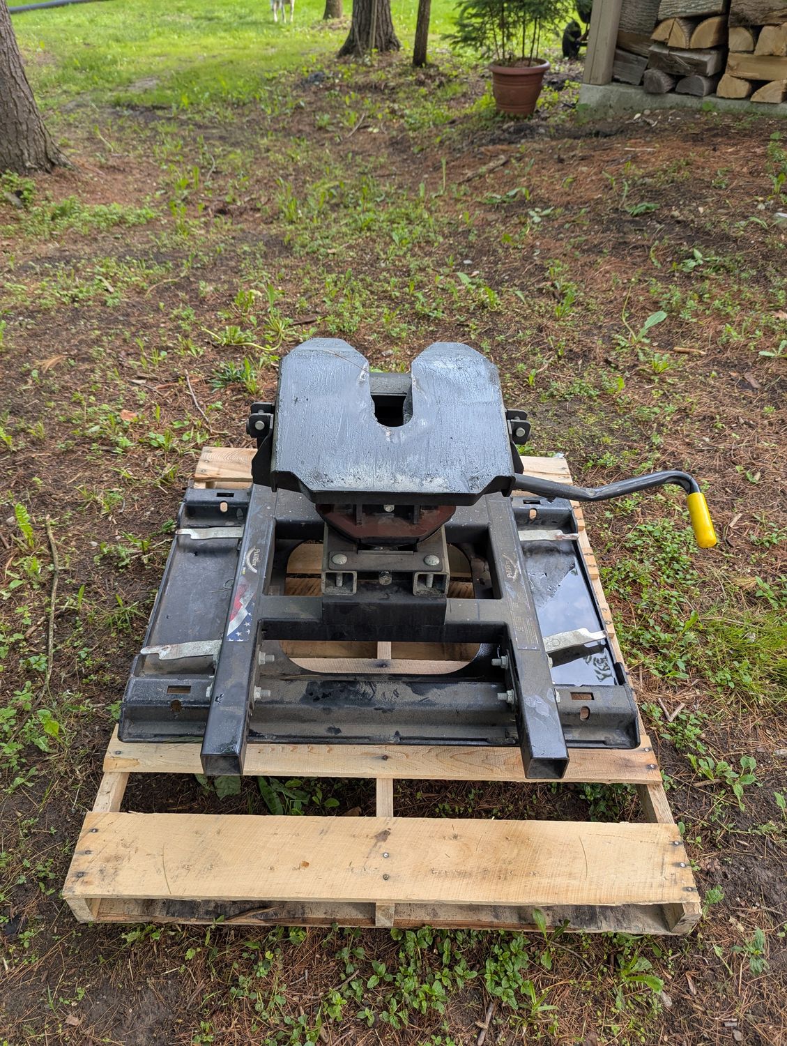 Used Super Glide 2900 PullRite 20,000lbs Hitch & Capture Plate