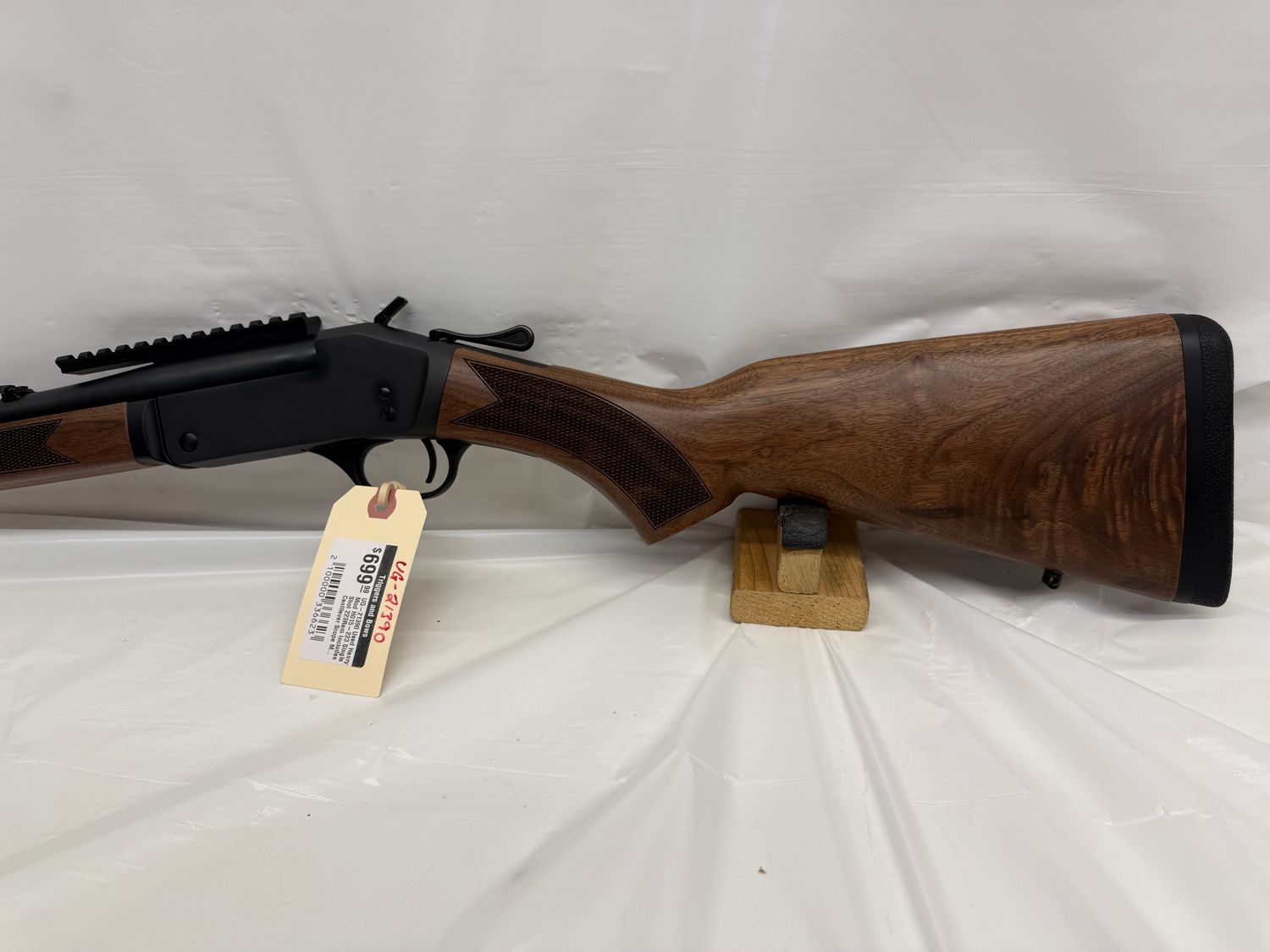 UG-21390 Used Henry Mod H015-223 Single Shot 223Rem/5.56 Nato, Includes Cantilever Scope Mount, 22" Barrel, 3 Rounds fired - New Condition!
