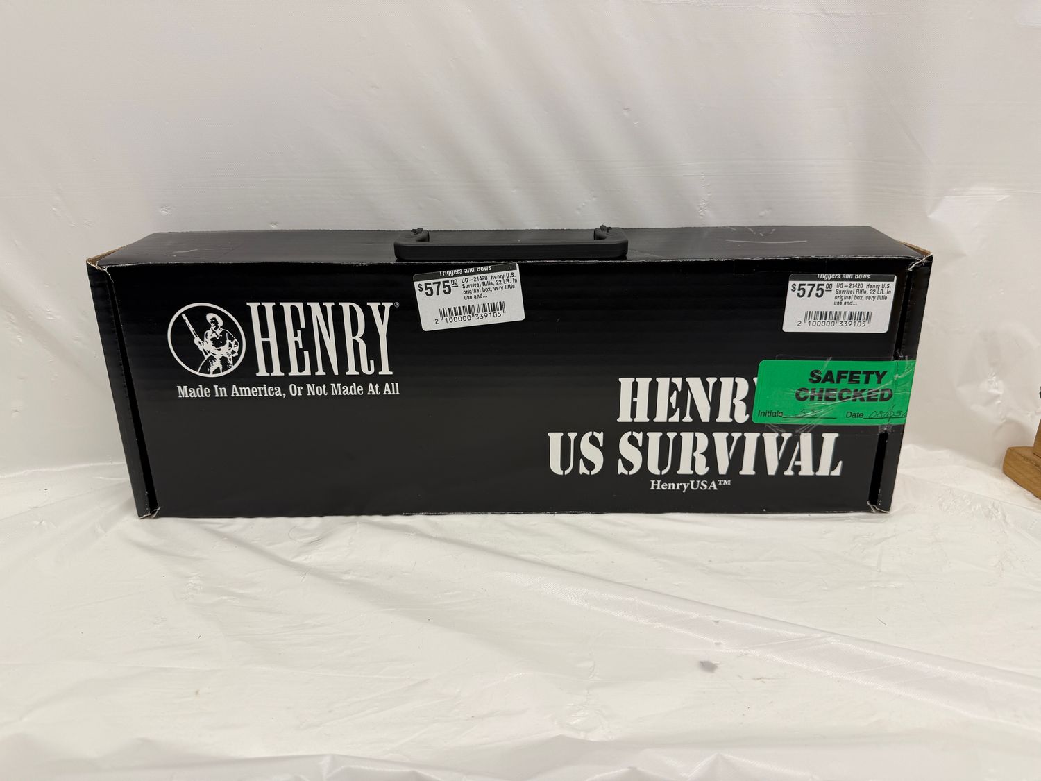 UG-21420 Henry U.S. Survival Rifle, 22 LR. In Original Box, Very Little Use, in New Condition! UG-21420 Henry U.S. Survival Rifle, 22 LR. In Original Box, Very Little Use, in New Condition!