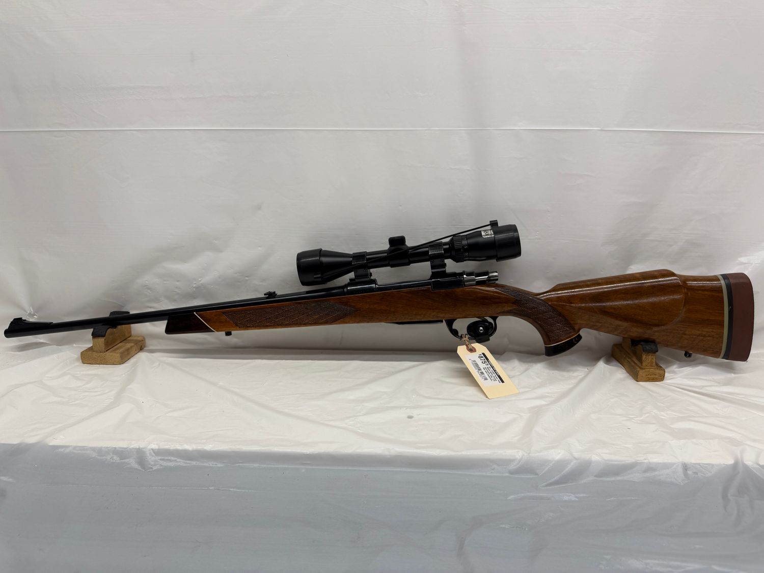 UG-21699 Parker Hale Model Safari Deluxe Bolt Action Rifle, 270Win with Detachable Magazine, with Bushnell 3-9X 40 Scope W/ Tip Off Scope Mounts. Very Good Condition!