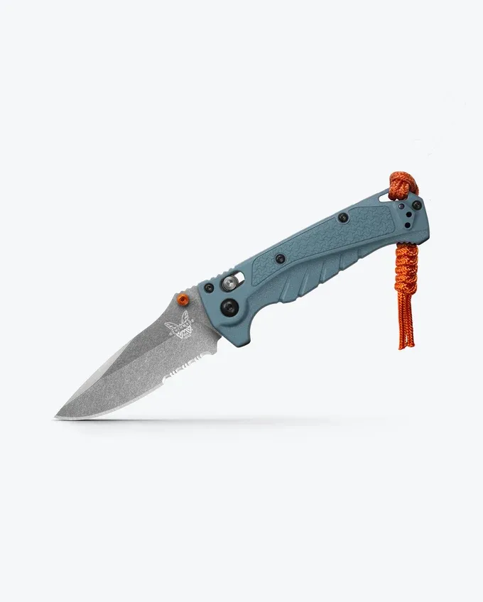 Benchmade Mini Adira w/ AXIS Lock Drop Point Depth Blue Benchmade Mini Adira w/ AXIS Lock Drop Point Depth Blue