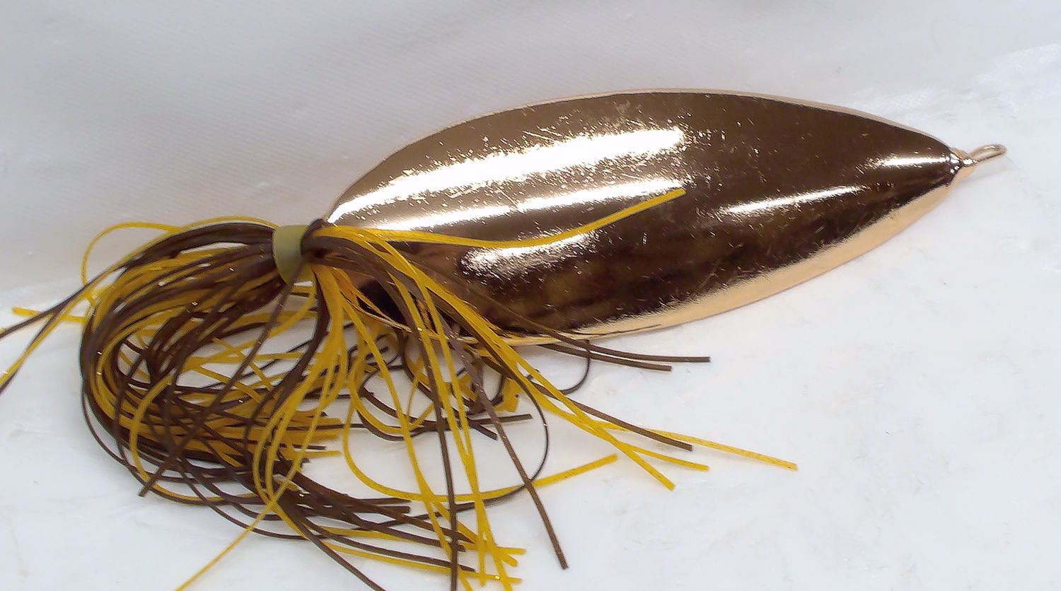 Kabby's Custom Lures 4" Weedless Spoon w/Silicon Skirt, Color: Bronze