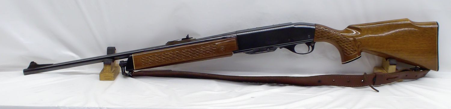 UG-22126 USED Remington 742 Woodsmaster 30-06 Sprg Deluxe 22" Barrel Left Hand Stock Semi-Auto Rifle w/ Leather Sling Basket Weave in Good Condition