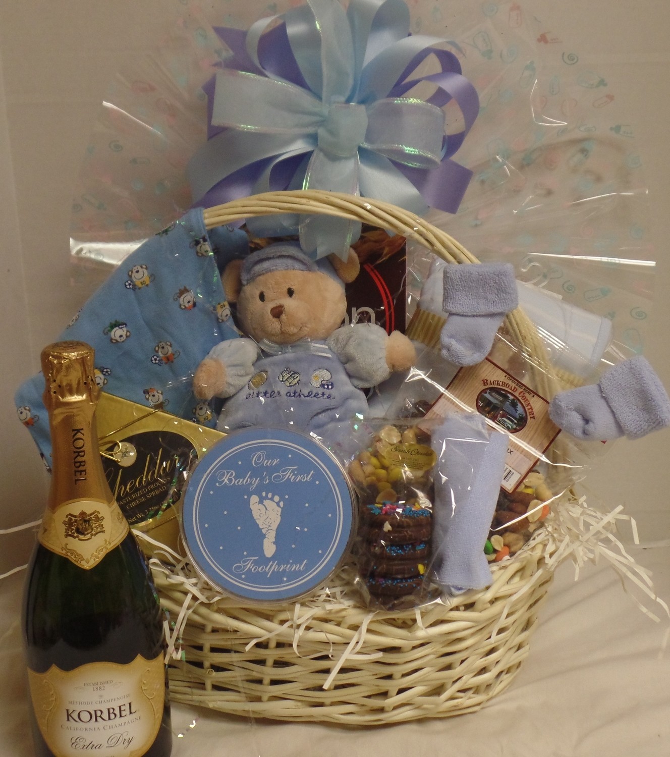 baby hamper with champagne