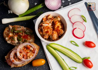 Magyaros Pulled Pork (sülthús zsírjában)
