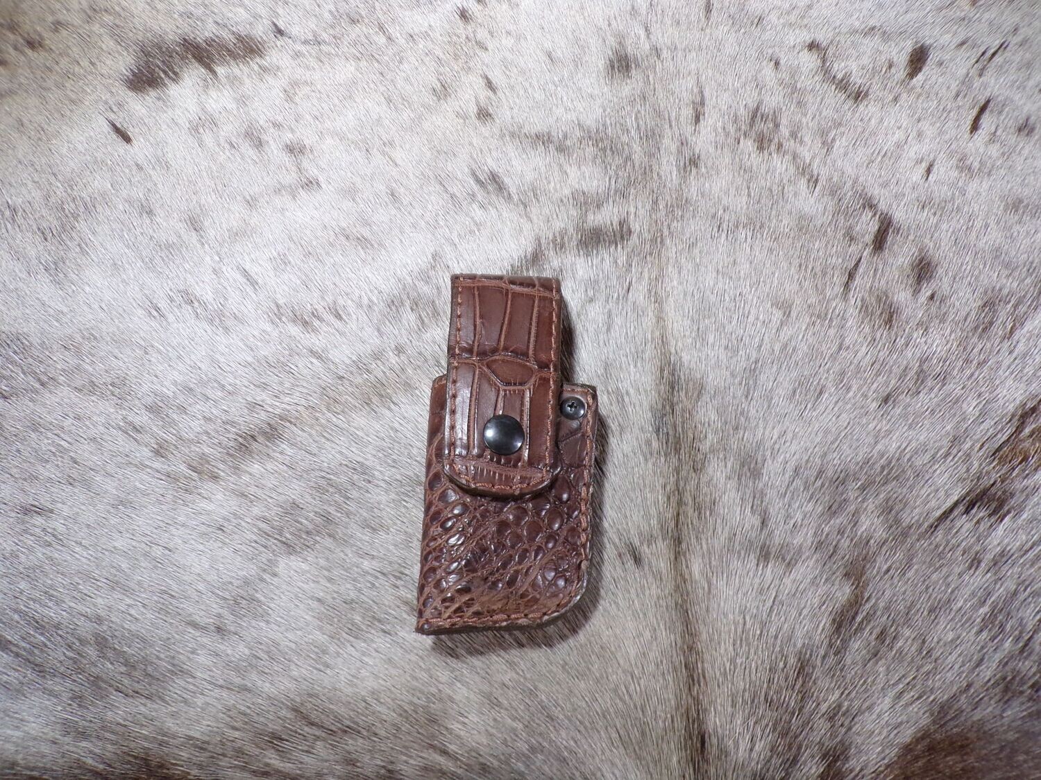 Multi-tool Pouch Alligator