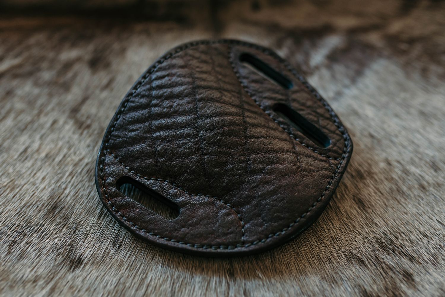 Silver Dollar Pancake Colt 2" D Frame Red Shark on Black Cow Hide RH Also Fits SP101