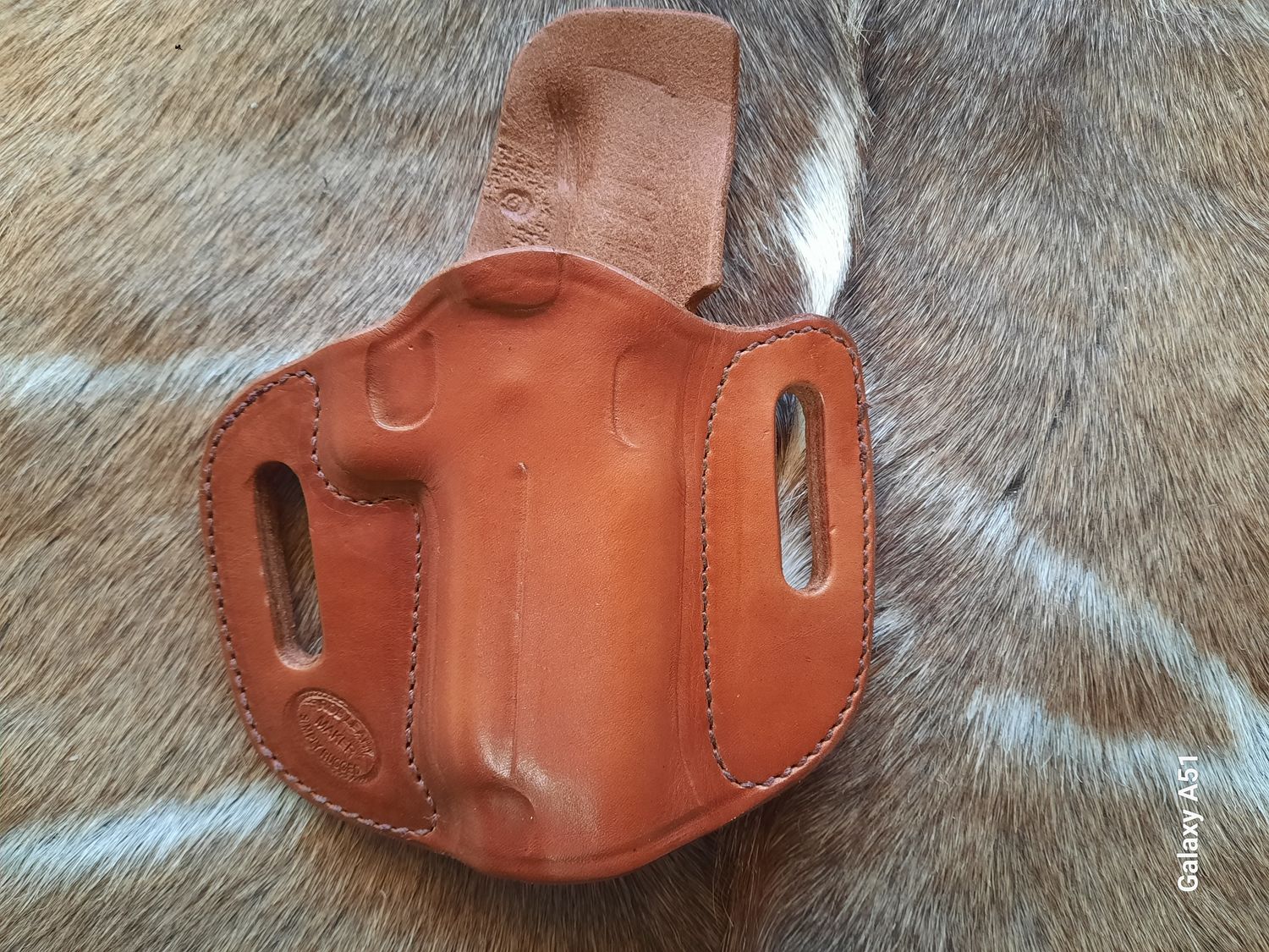 Cuda fits 1911 Commander 4.25" RH Tan