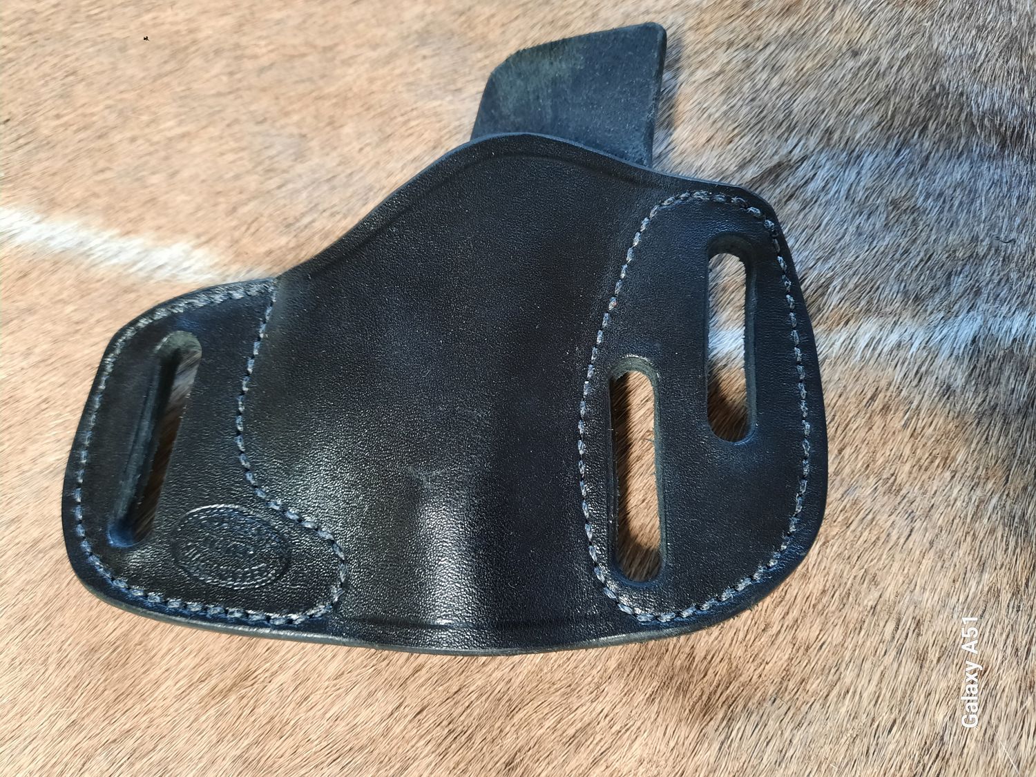 Cuda fits Beretta Tom Cat RH Black