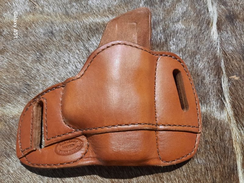 Defcon fits Beretta APX3, RH Tan