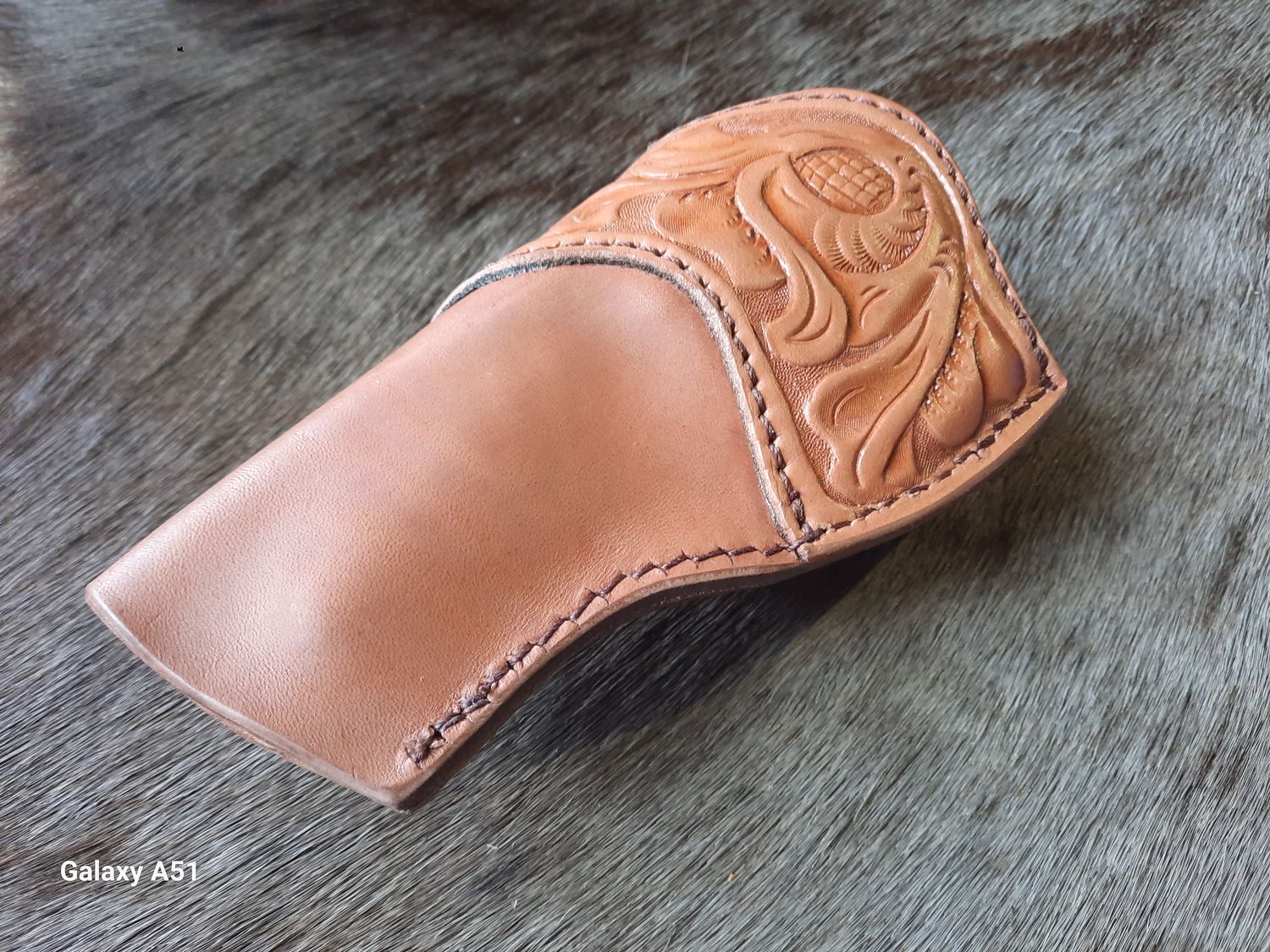 Yellowstone fits SW J frame 3" RH Tan w/Floral Carving