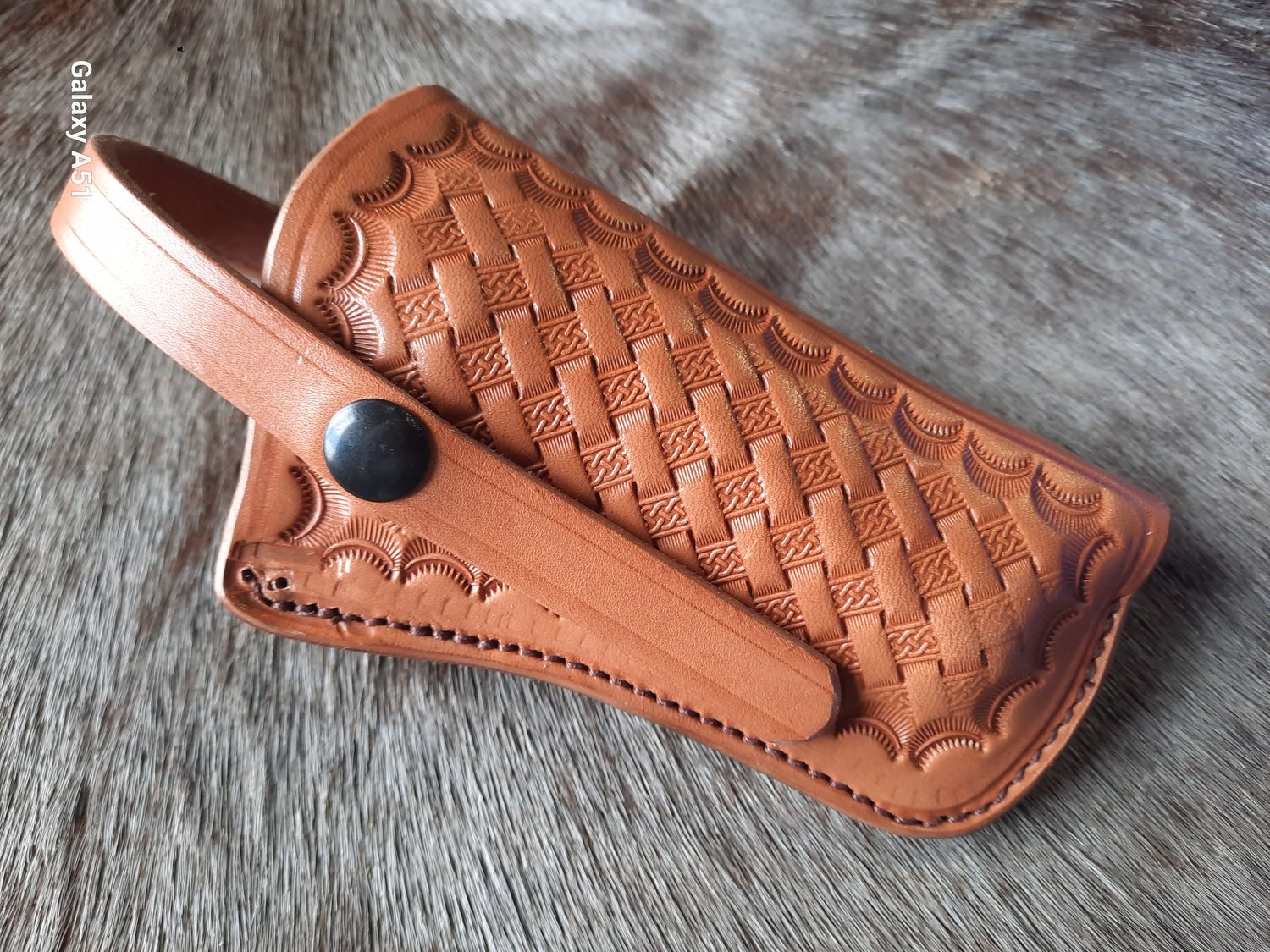 120 Holster fits Single Action Army 3.75", Basketweaved, RH, Tan