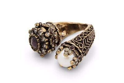 Anello contrariè corona