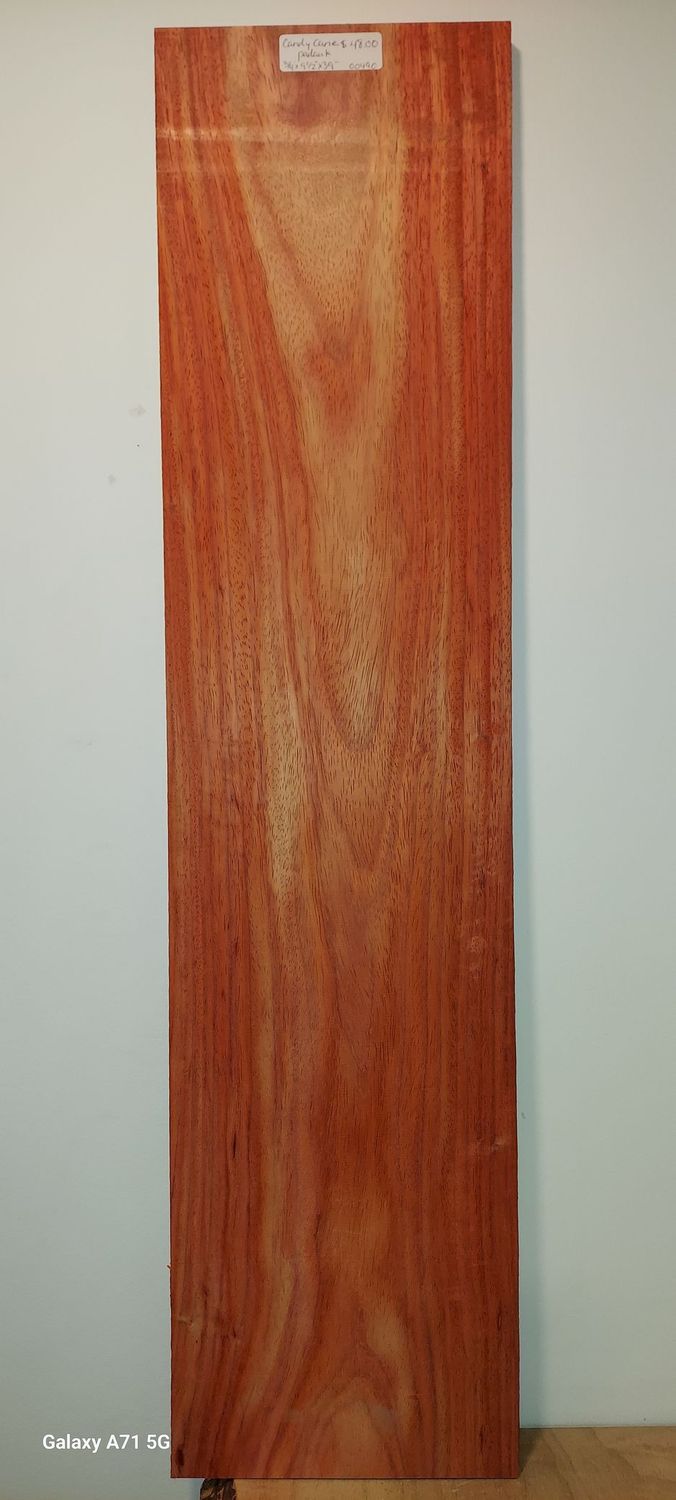 Candy Cane Padauk 3/4"x9,1/2"x39"