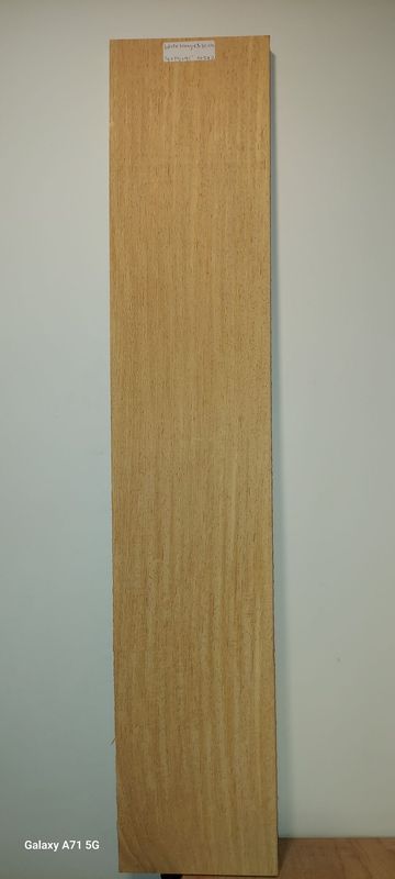 White Wenge 7/8"x7,1/2"x41"