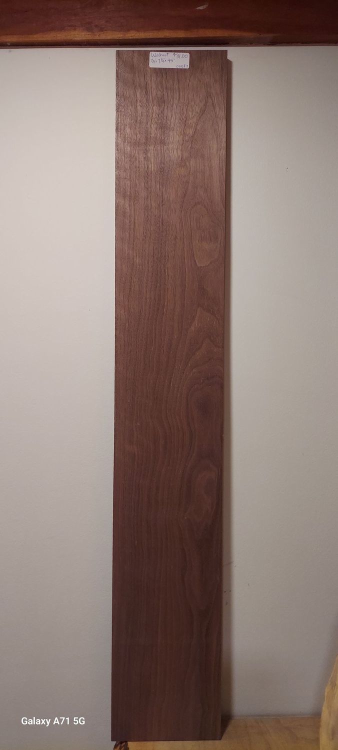 Walnut 7/8"x7,1/4"x45"