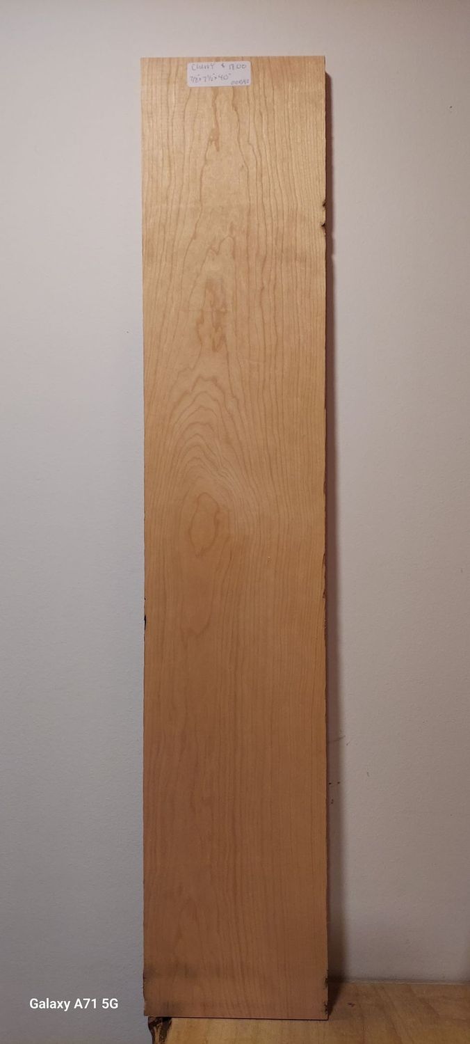 Cherry 7/8"x7,1/2"x40"