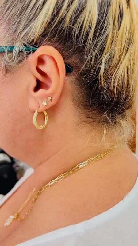 10k faceted hoop 2mm Wide