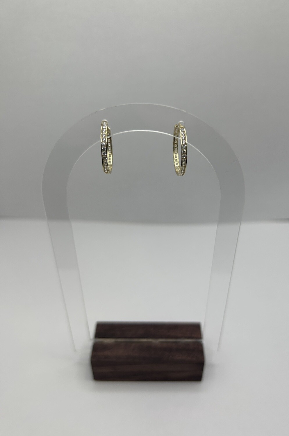 10k CZ Huggies 2mm, diameter: 19mm 1.5g