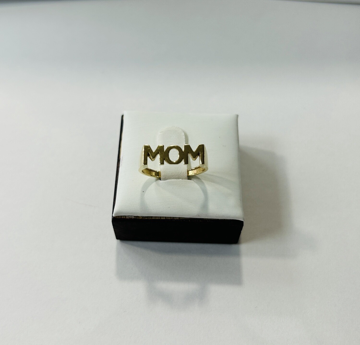 14k Block Mom Ring, Model: 2.6g/7/2mm