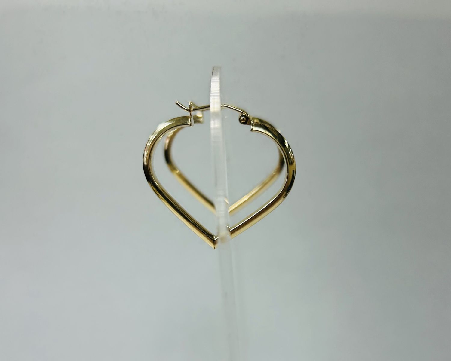 14k Heart Hoop