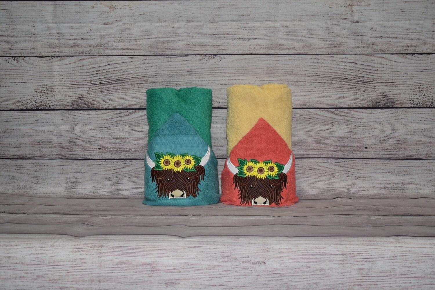 Girl Highland Cow Hooded Towel