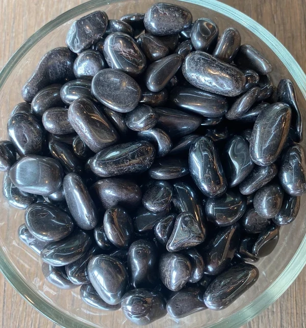 Hematite, pocket stone