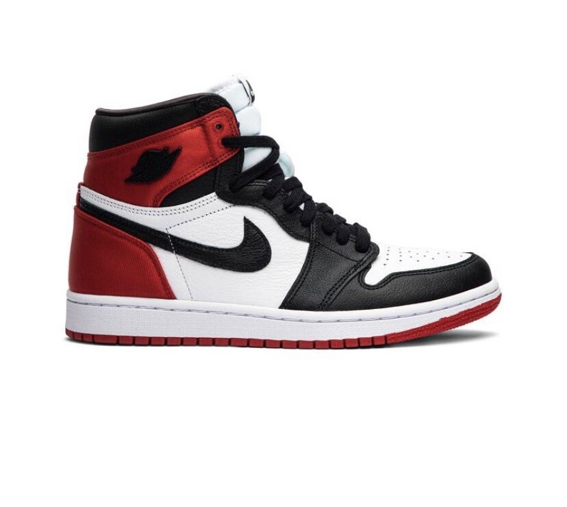 Air Jordan 1 &quot;Satin Black Toe&quot;