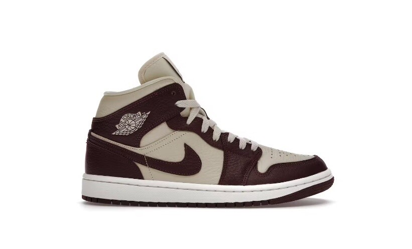 Air Jordan 1 Mid Split Beach Cherrywood Red