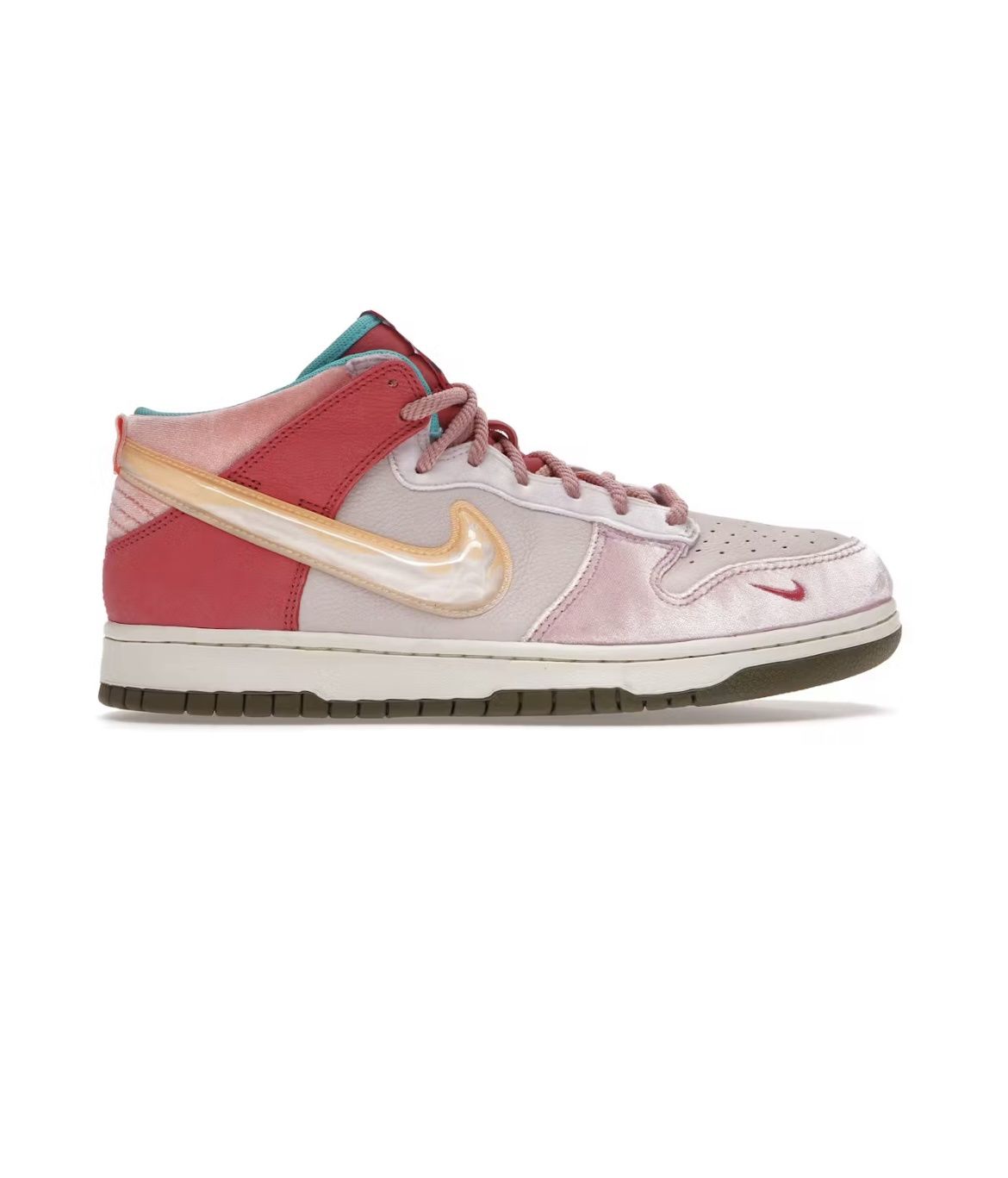Nike Dunk Mid Social Status Free Lunch Strawberry Milk