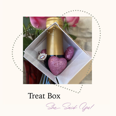 Heart and Bow Candy Box - Bottle Topper
