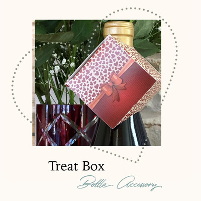 Heart and Bow Candy Box - Bottle Topper