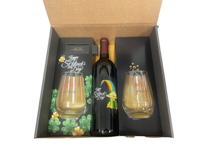 Irish Theme / Saint Patrick's Day Gift Boxes And 2 Glasses