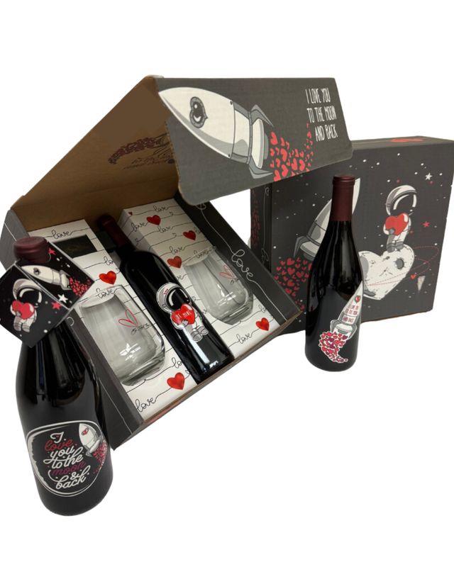 Valentine's Day Gift Boxes And 2 Glasses