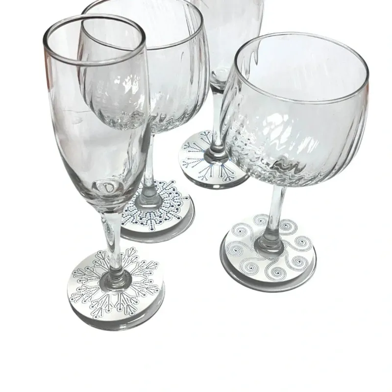 Snowflakes &amp; Lace Wine Rings - Set of 8 Paper Stemware Charms