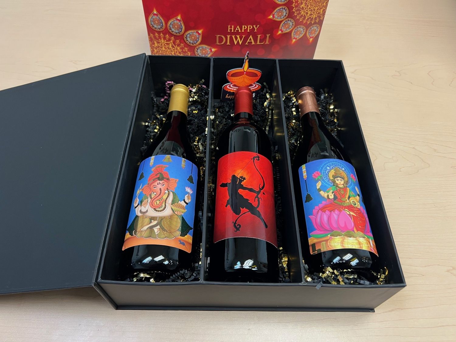 2023 Signature 3-Bottle Graphic Designer Collections