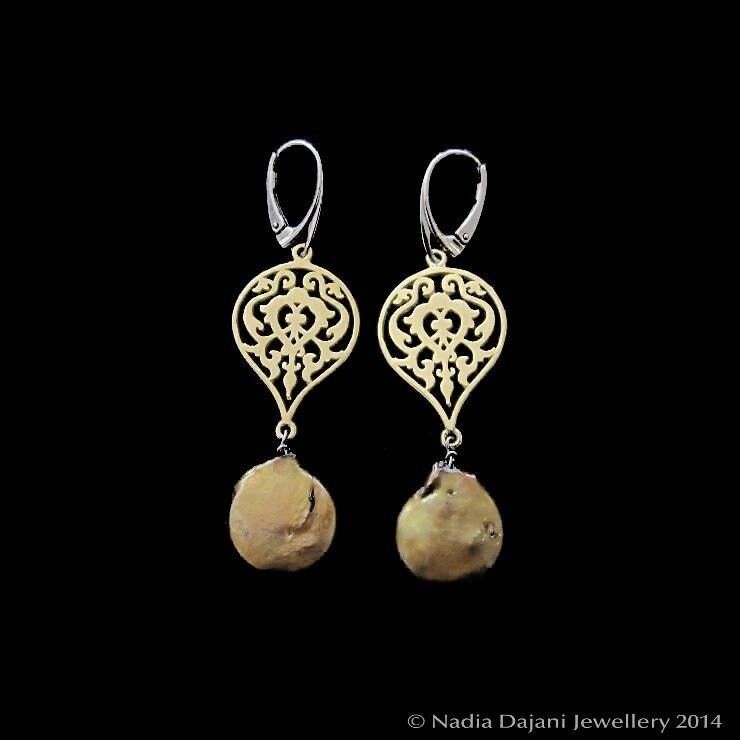2-Tone Arabesque Small Earrings With Cut Stone Drop