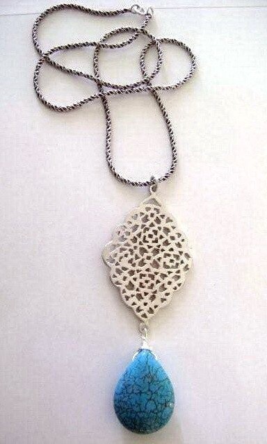 GEO NECKLACE W TURQUOISE STONE