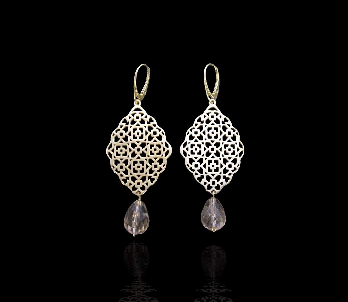 GEOMETRIC EARRING WITH STONE DROP