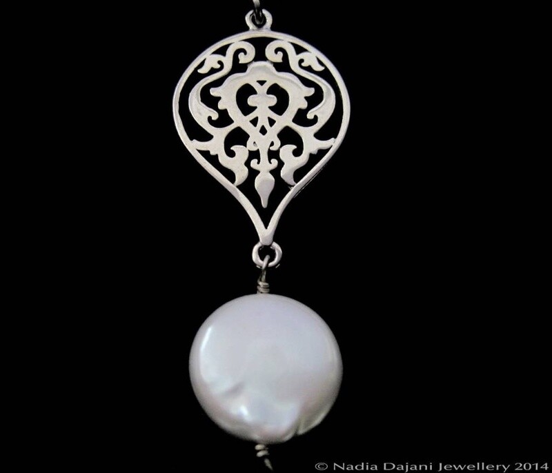 Arabesque Bracelet With Pearl
