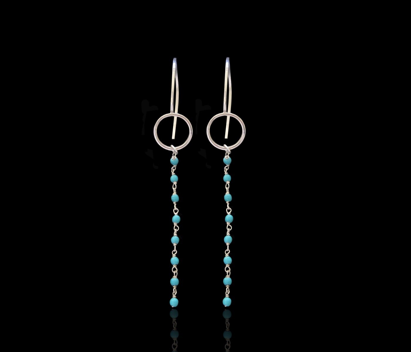 EARRINGS WITH CIRCLE AND TURQUOISE STRING