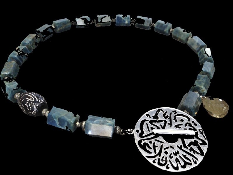 Apatite,  Yousor Necklace With Disc Closure