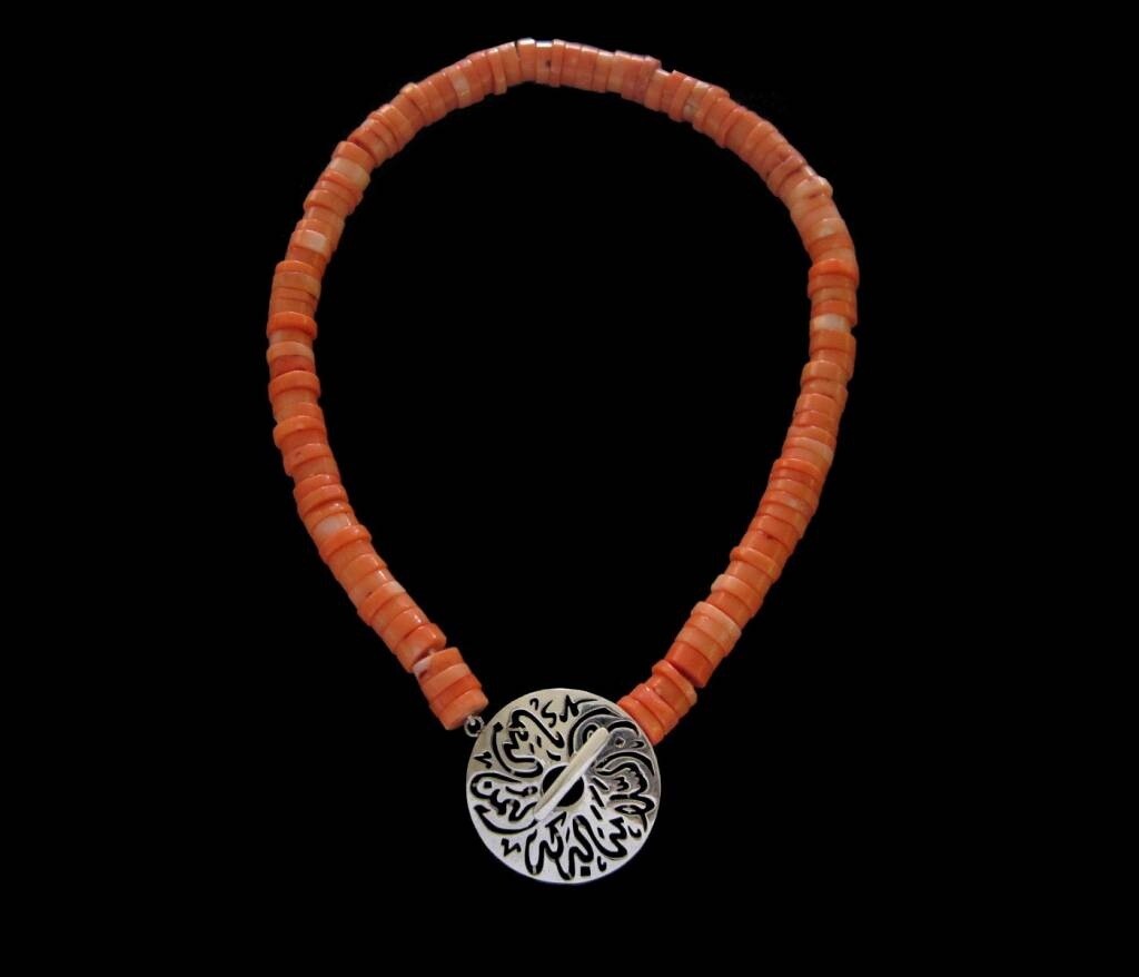 CORAL CHOKER W DISC CLOSURE