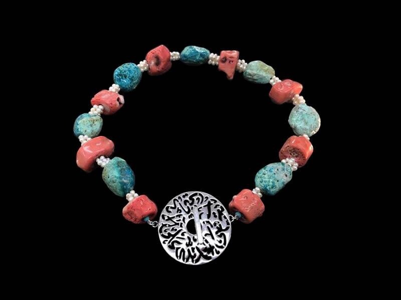 GEMSTONE EMBROIDERED CHOKER W LARGE DISC CLOSURE