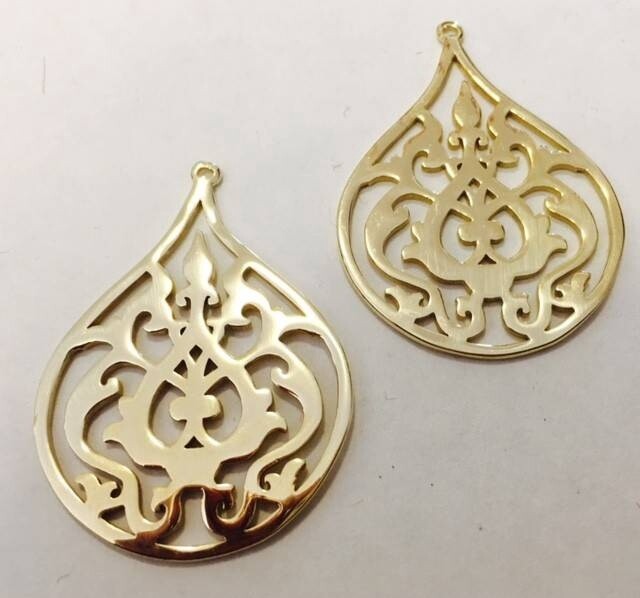 LARGE ARABESQUE EARRINGS BRASS GOLD PLATED. WITH FRENCH HOOK SILVER GP