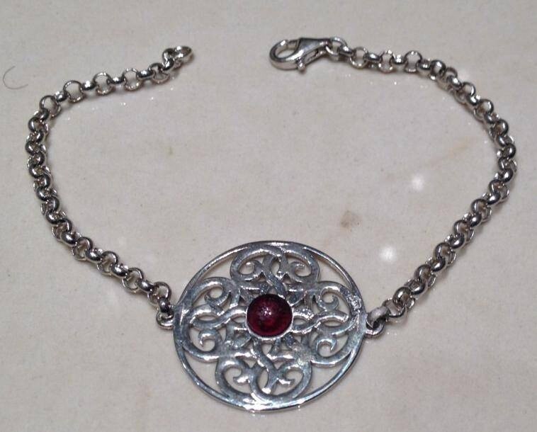 AKM Round Arabesque Bracelet