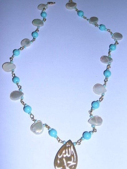 TRQ &amp; MOP NECKLACE WITH 18K GOLD SCRIPT