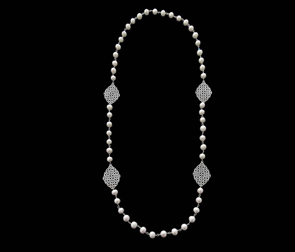 LONG PEARL NECKLACE WITH  4 GEOMETRIC MOTIFS