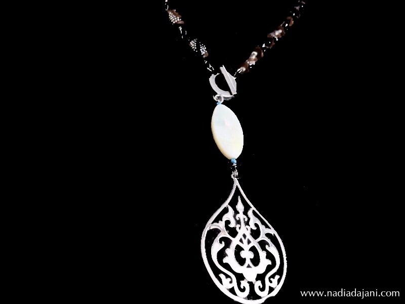 YOUSOR NECKLACE. ARABESQUE PENDANT